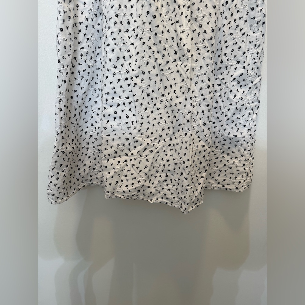 Ann Taylor‎ Loft Floral Dress in White - Size 6. - Picture 3 of 8